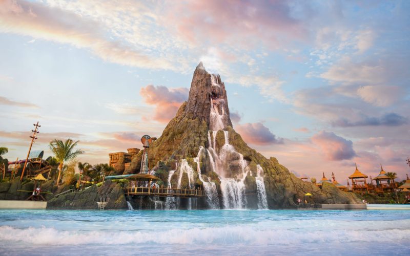 02_Universal Volcano Bay